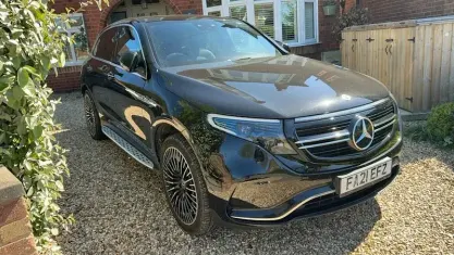Usado Mercedes EQC400 AMG Line Premium 300 kW (408 CV) 2023 SUV