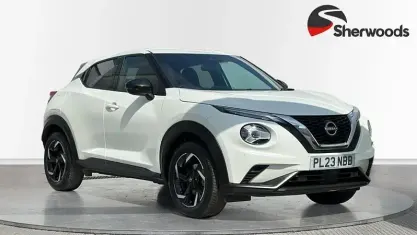Used Nissan Juke N-Connecta 114 HP (83 kW) 2023 White SUV