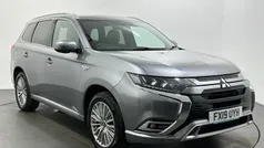 Used 2018 Mitsubishi Outlander P-HEV Estate | £11,889 (Fair price)