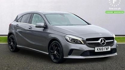 Begagnad Mercedes A180 Sport Edition 122 HK (89 kW) 2018 Grå Halvkombi