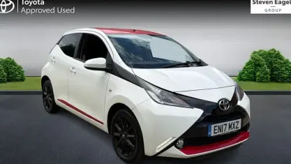 Used Toyota Aygo x-press 69 HP (50 kW) 2018 Hatchback