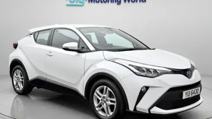 Used Toyota C-HR 122 HP (89 kW) 2023 White SUV