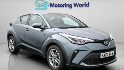 Używany Toyota C-HR 122 KM (89 kW) 2023 SUV