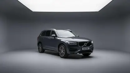 Used Volvo XC90 Momentum 235 HP (172 kW) 2021 SUV