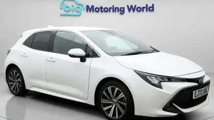 Usado Toyota Corolla Design 122 HP (89 kW) 2022 Citadino