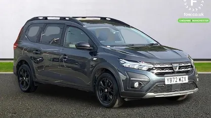 Used Dacia Jogger Extreme 110 HP (80 kW) 2023 Grey MPV