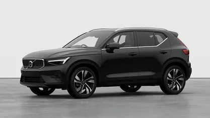 Onyx black New 2025 Volvo XC40 Ultra SUV | £45,060 (Fair price)