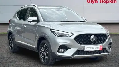 Używany MG ZS Exclusive 111 KM (81 kW) 2024 SUV
