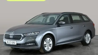Begagnad Skoda Octavia SE Technology 116 HK (85 kW) 2023 Grå Kombi