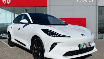 New MG IM6 553 kW (752 HP) 2025 White SUV