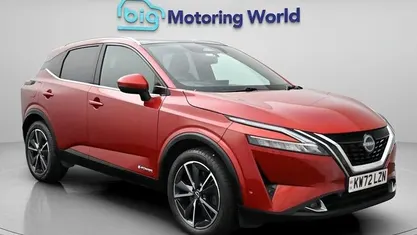 Begagnad Nissan Qashqai S 190 HK (139 kW) 2023 Röd SUV