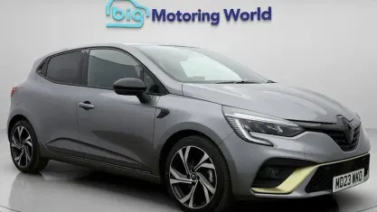 Used Renault Clio Engineered 145 HP (106 kW) 2023 Grey Hatchback