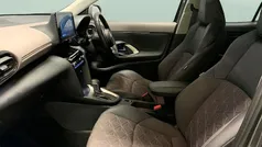 Used 2024 Toyota Yaris Hybrid Estate | £19,488 (Good price)