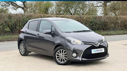 Begagnad Toyota Yaris 99 HK (72 kW) 2016 Halvkombi