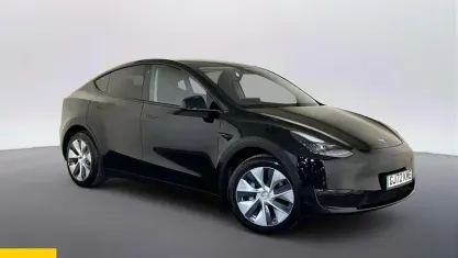 Używany Tesla Model Y Long Range AWD 286 kW (389 KM) 2025 SUV