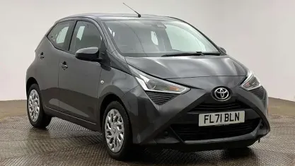 Used Toyota Aygo X-play 72 HP (52 kW) 2021 Grey Hatchback