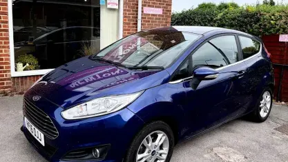 Used Ford Fiesta Zetec 75 HP (55 kW) 2016 Blue Hatchback
