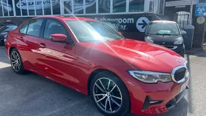 Used BMW 320 Sport Line 184 HP (135 kW) 2020 Red Sedan