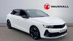 White Used 2023 Vauxhall Astra GSe Hatchback | £18,936 (Fair price)