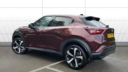 Used Nissan Juke Tekna 114 HP (83 kW) 2022 Red SUV