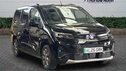 Used Vauxhall Combo Ultimate 100 kW (136 HP) 2025 MPV