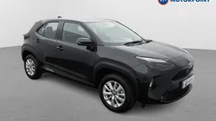 Black Used 2024 Toyota Yaris Hybrid Hatchback | £20,699 (Fair price)