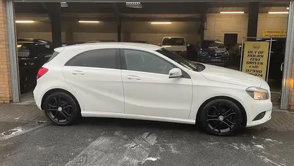 Used Mercedes A180 109 HP (80 kW) 2015 White Hatchback