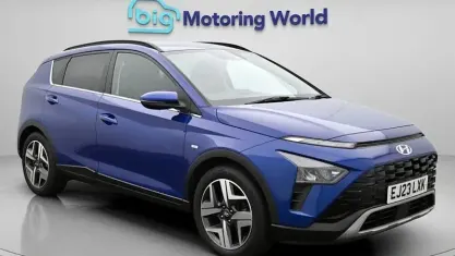Używany Hyundai Bayon Premium 101 KM (74 kW) 2023 Niebieski SUV