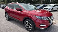 Red Used 2017 Nissan Qashqai N-Connecta SUV | £10,995 (Fair price)