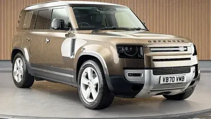 Used Land Rover Defender First Edition 250 HP (183 kW) 2021 Brown SUV