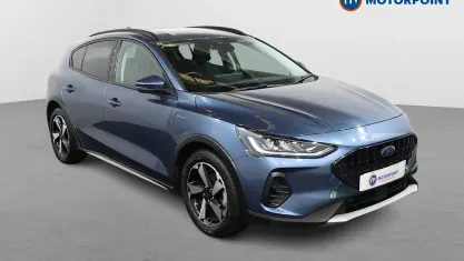 Used Ford Focus Active 125 HP (91 kW) 2023 Blue Hatchback