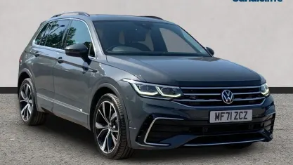 Second-hand VW Tiguan R-line 150 CP (110 kW) 2023 Gri SUV