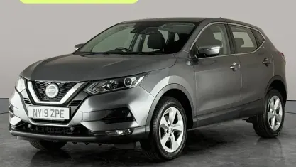 Used Nissan Qashqai Acenta 116 HP (85 kW) 2018 Grey SUV