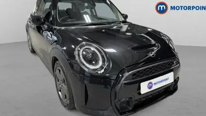 Begagnad Mini Cooper S Classic 192 HK (141 kW) 2020 Halvkombi