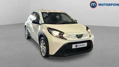Used Toyota Aygo X PURE 72 HP (52 kW) 2025 SUV