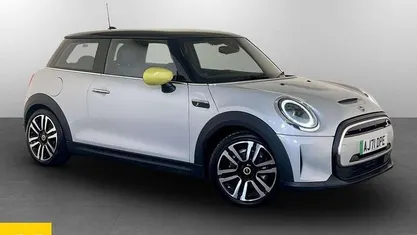 Used 2023 Mini Cooper Level 2 Hatchback | £11,895 (Fair price)