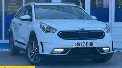 White Used 2017 Kia Niro 2 SUV | £13,750 (Fair price)