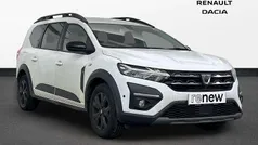 White Used 2022 Dacia Jogger Extreme MPV | £14,500 (Fair price)