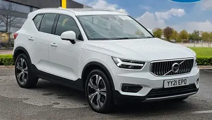 Used Volvo XC40 Inscription 262 HP (192 kW) 2021 White SUV