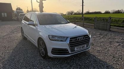 Używany Audi SQ7 Performance 435 KM (319 kW) 2018 Biały SUV