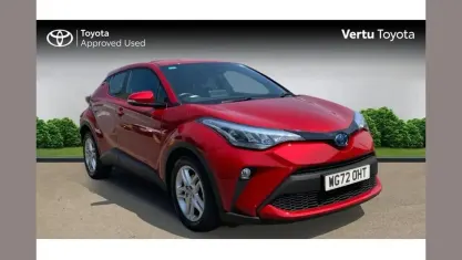 Used Toyota C-HR 122 HP (89 kW) 2023 Red SUV