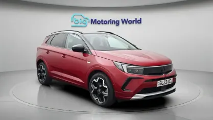 Used Vauxhall Grandland X Ultimate 131 HP (96 kW) 2023 Red SUV