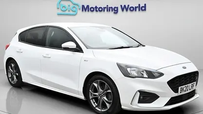Used Ford Focus ST-Line 125 HP (91 kW) 2020 White Hatchback