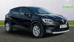 Black Used 2021 Renault Captur Iconic SUV | £15,499 (Fair price)