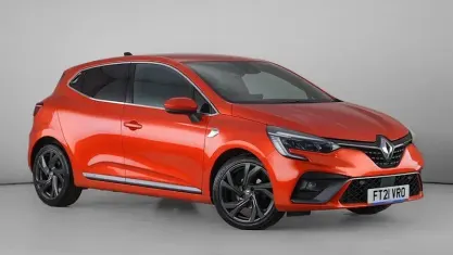 Used Renault Clio RS Line 90 HP (66 kW) 2023 Hatchback