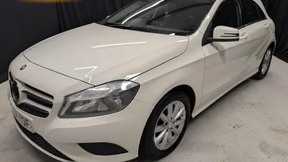 Used Mercedes A180 SE 122 HP (89 kW) 2013 White Hatchback
