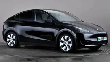 Used Tesla Model Y Standard Range 219 kW (299 HP) 2024 SUV