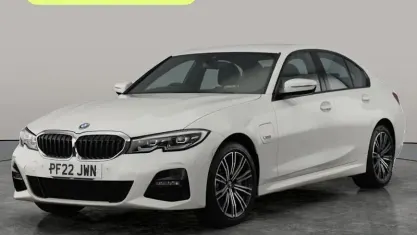 Begagnad BMW 330e M Sport 292 HK (214 kW) 2022 Sedan