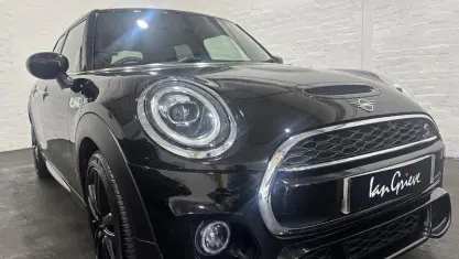 Used Mini Cooper S Hatch 192 HP (141 kW) 2020 Black Hatchback