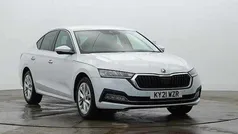 White Used 2021 Skoda Octavia SE L First Edition Hatchback | £15,000 (Fair price)